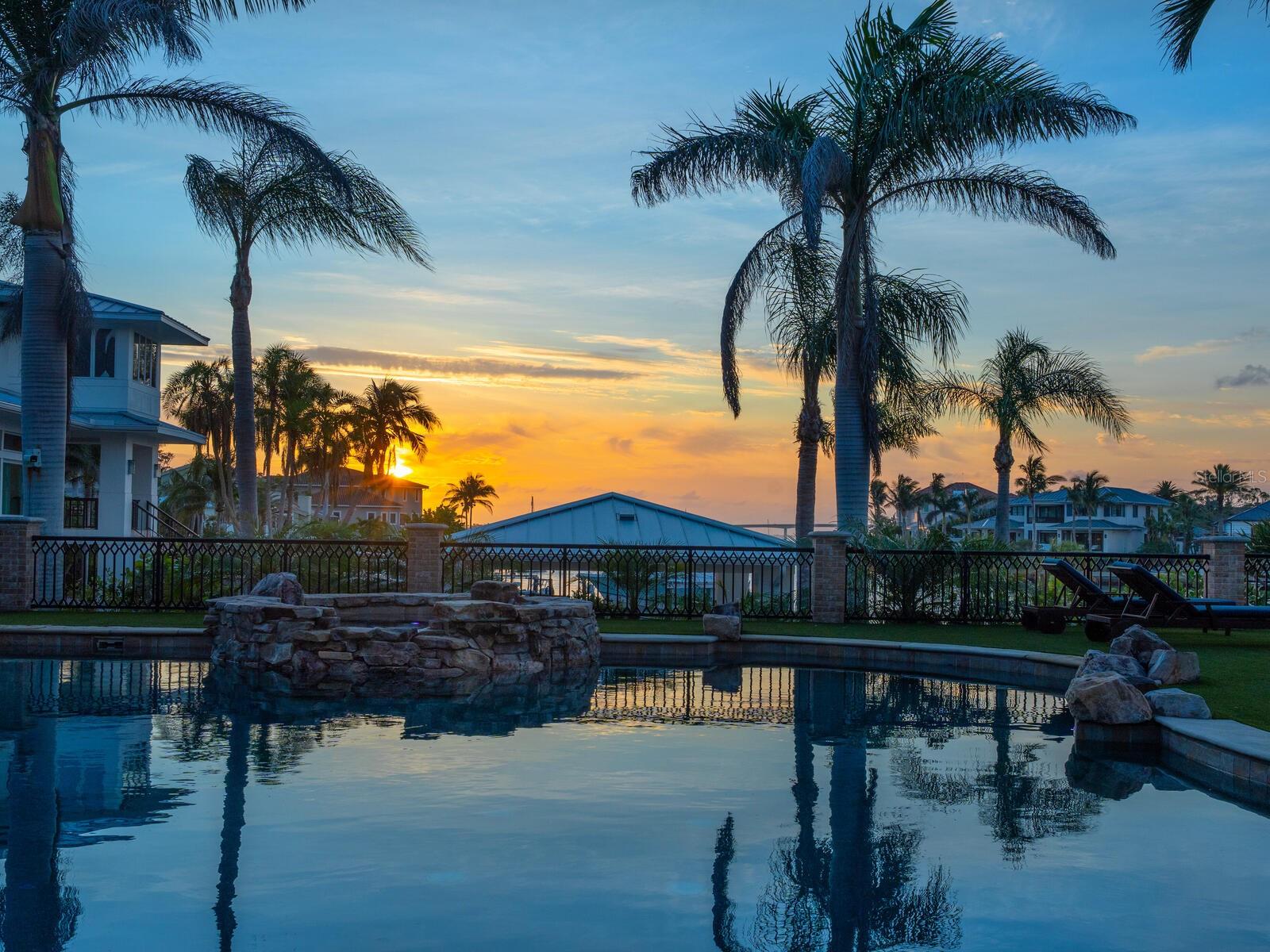 HARBOR ACRES - Residential