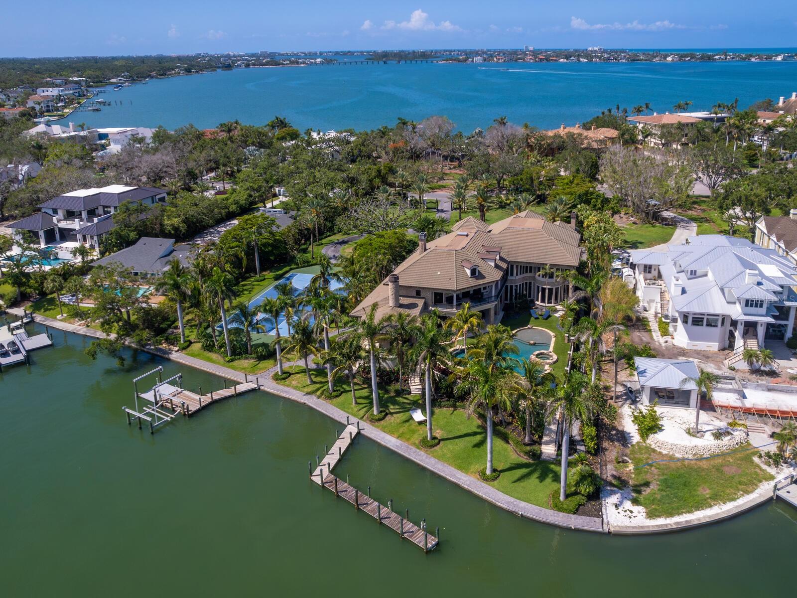 HARBOR ACRES - Residential