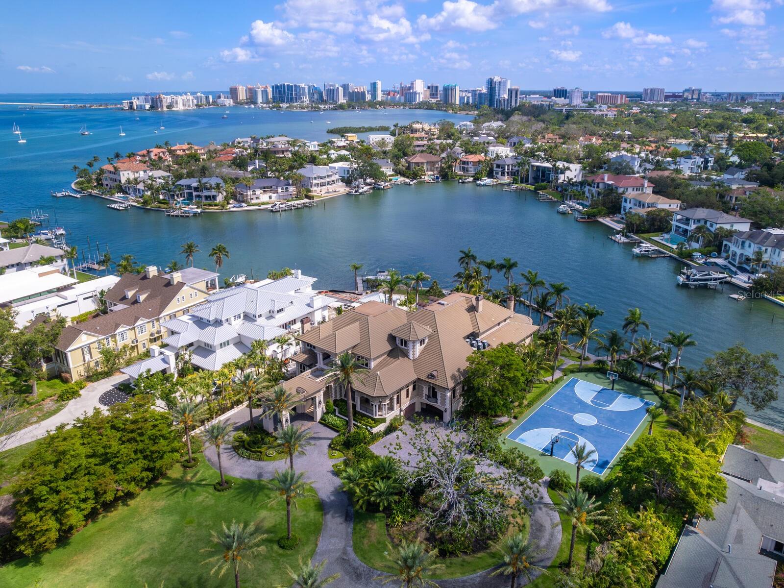 HARBOR ACRES - Residential