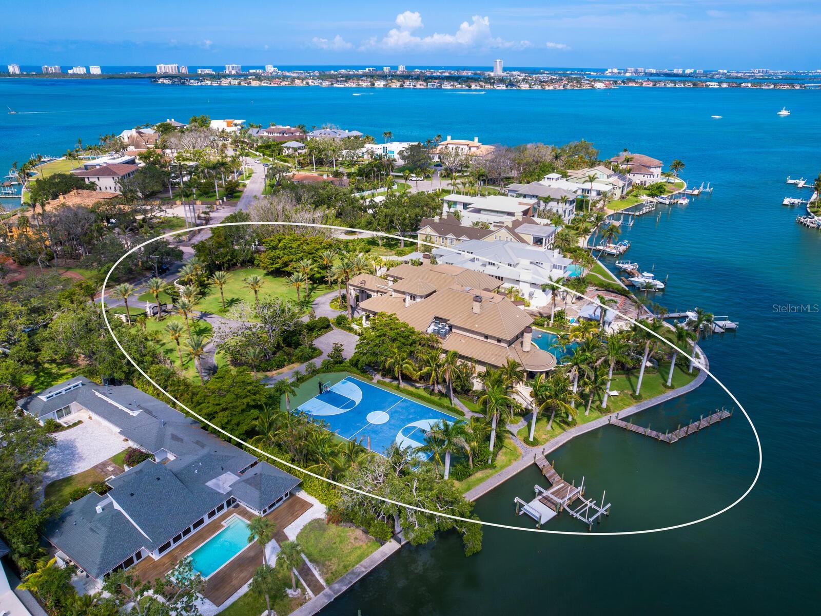 HARBOR ACRES - Residential