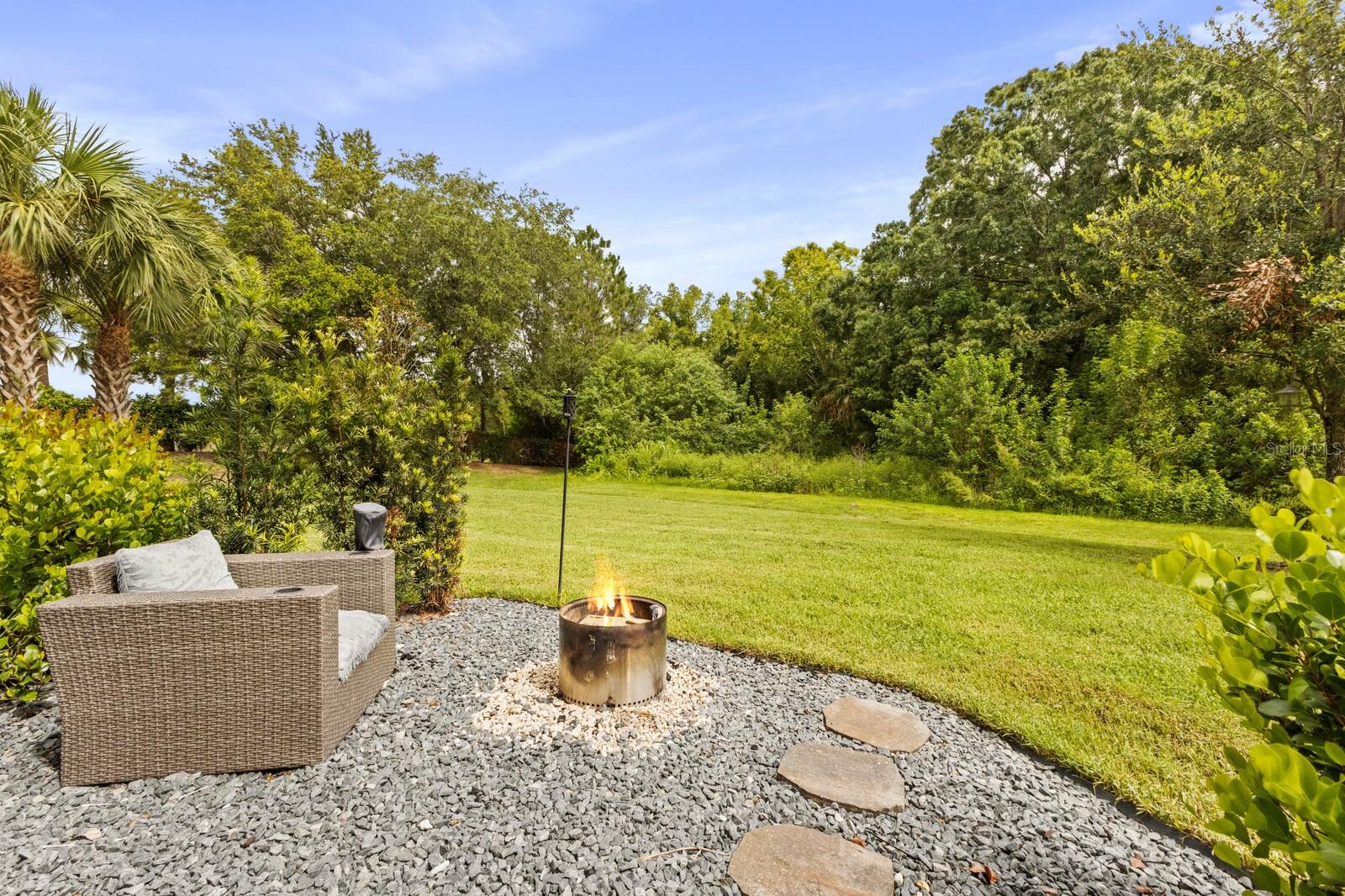 TOWNHOMES AT REGATTA LANDING - Residential Lease