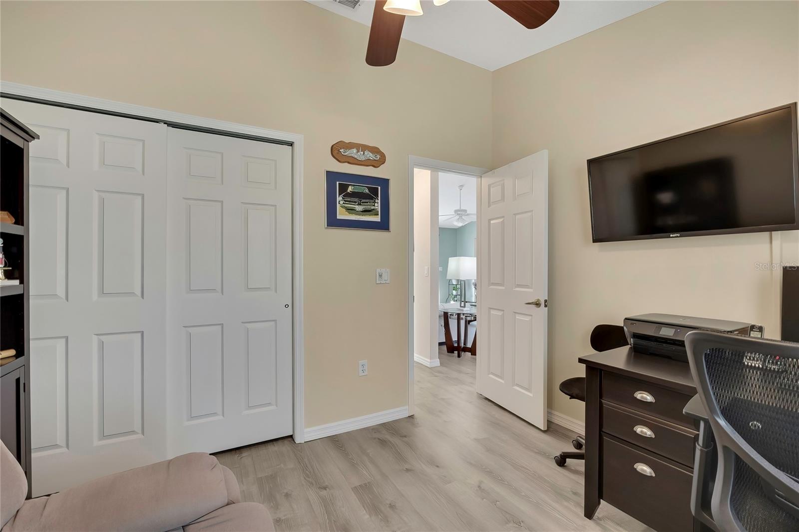 REGENCY OAKS - Residential