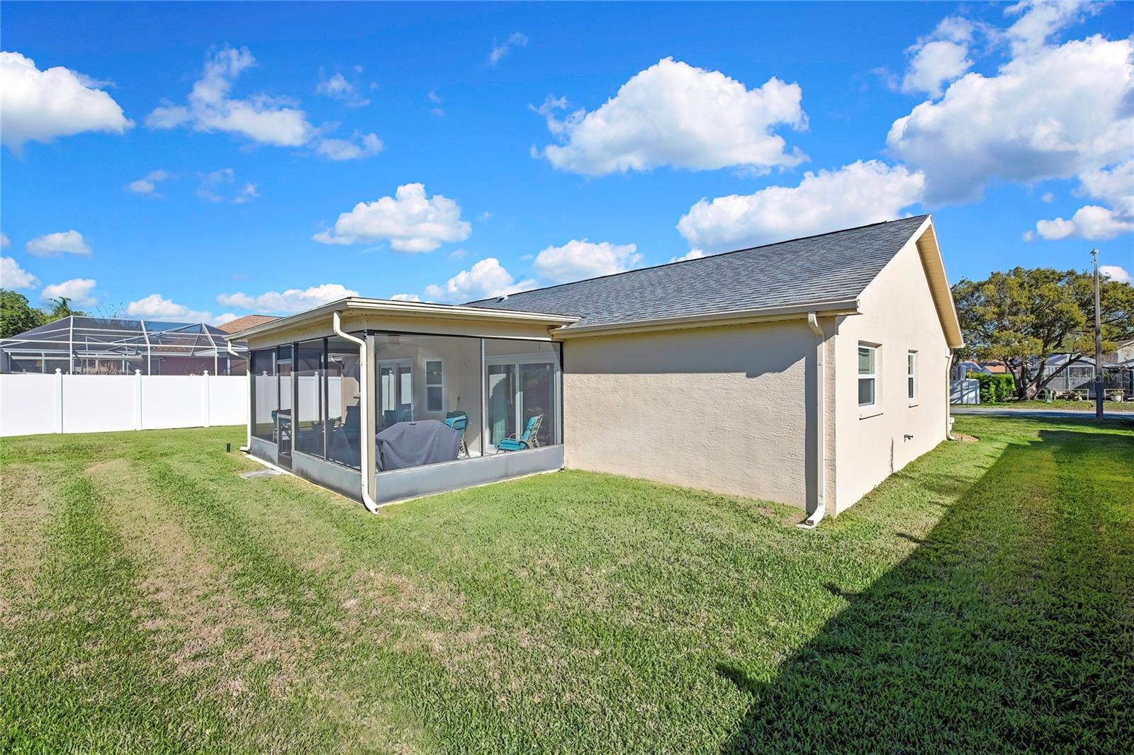 REGENCY OAKS - Residential