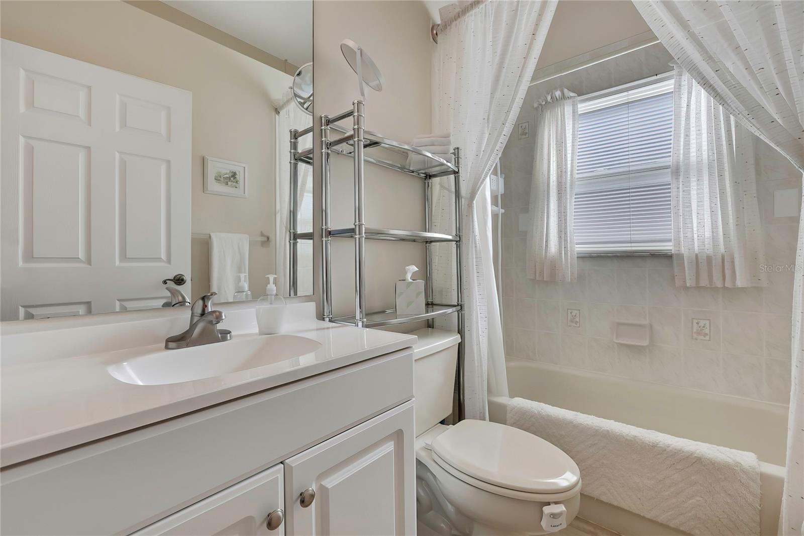 REGENCY OAKS - Residential