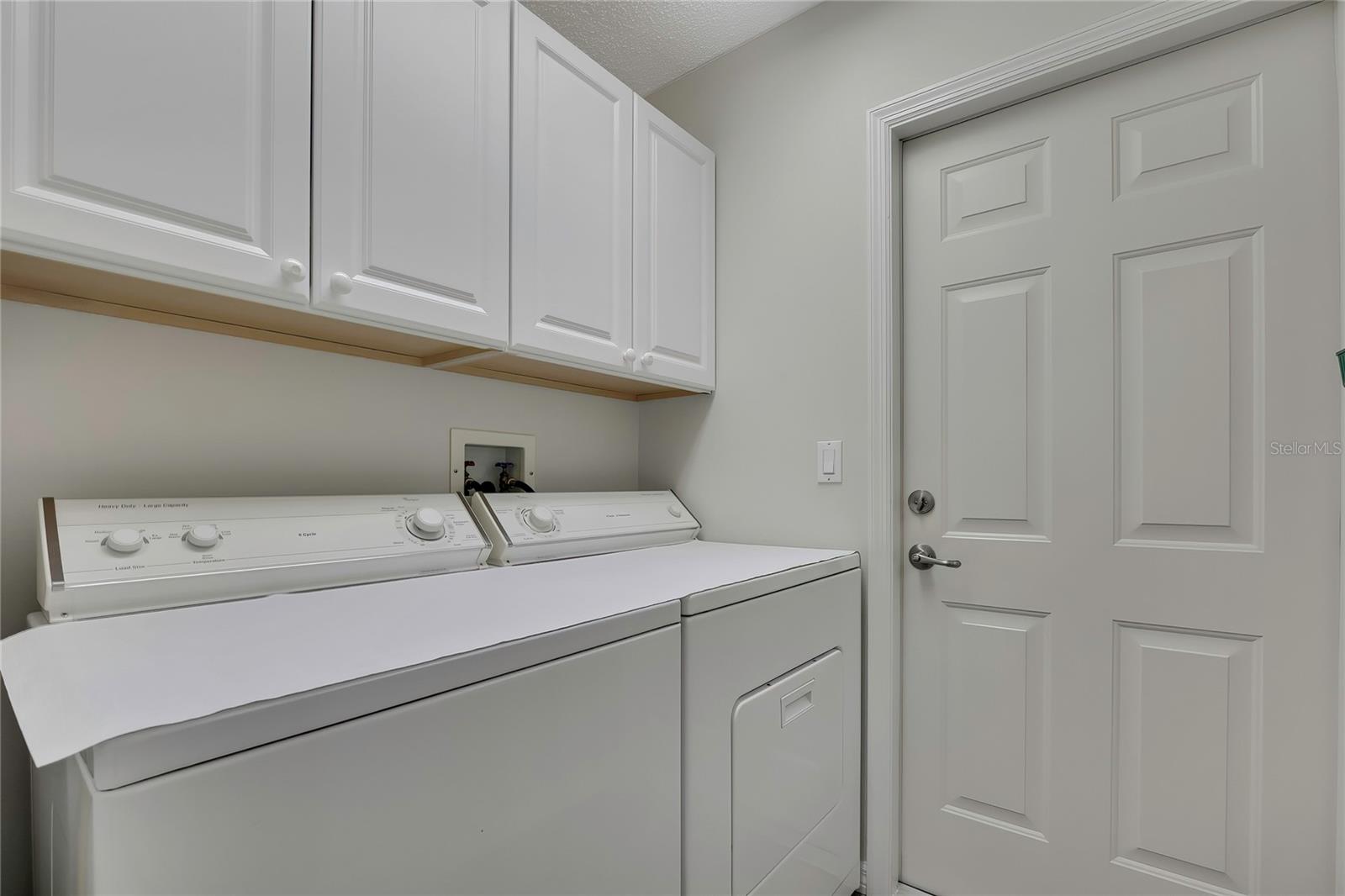 REGENCY OAKS - Residential