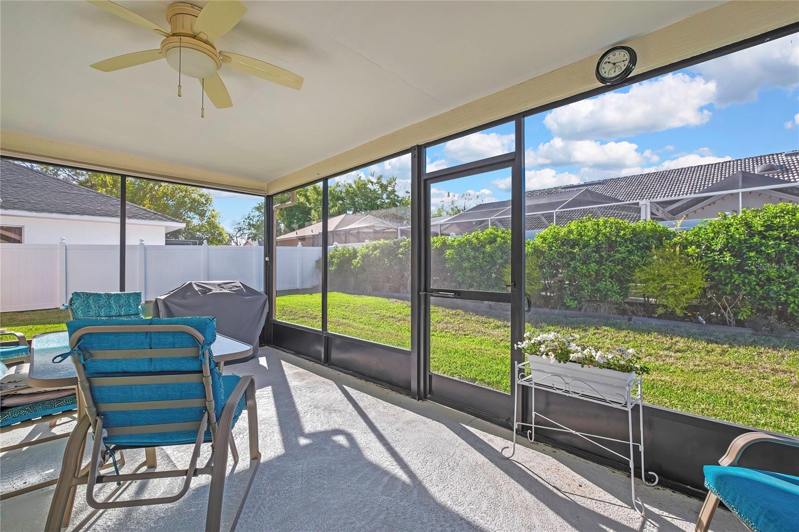 REGENCY OAKS - Residential