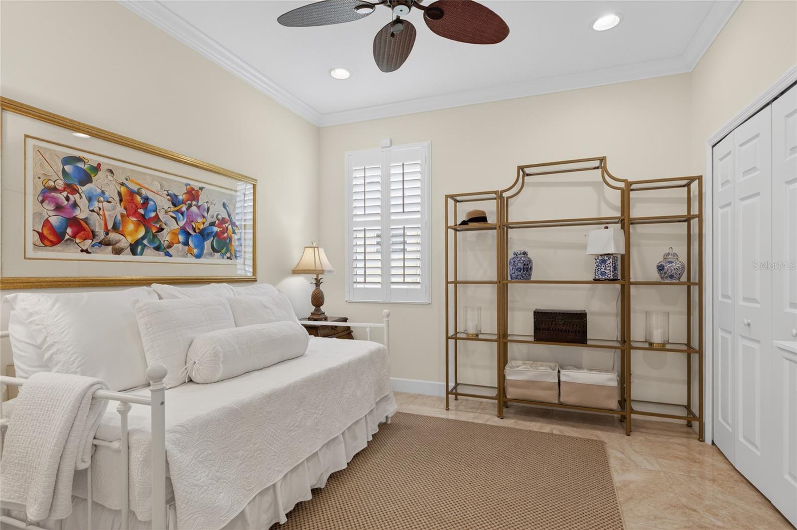 SUN CITY CENTER UNIT 274 & 2 - Residential