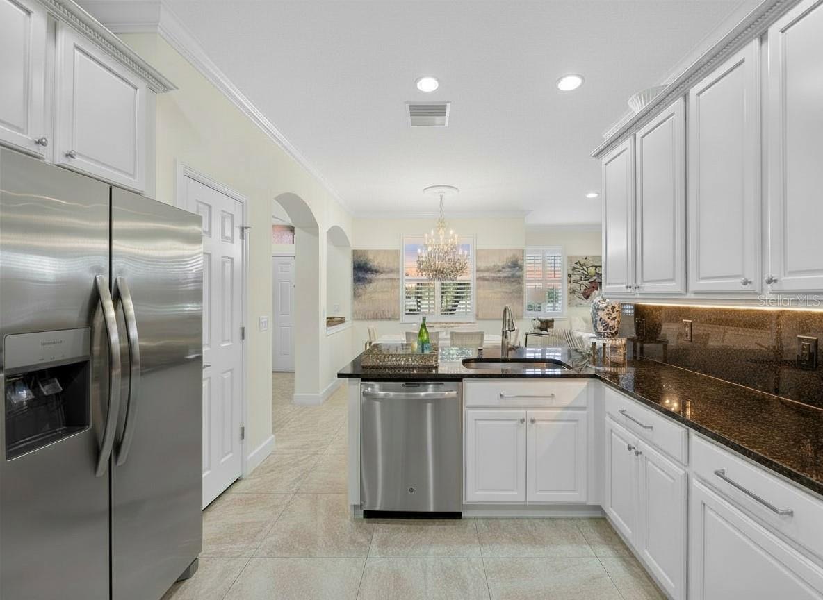 SUN CITY CENTER UNIT 274 & 2 - Residential