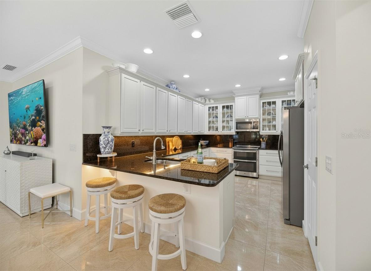 SUN CITY CENTER UNIT 274 & 2 - Residential