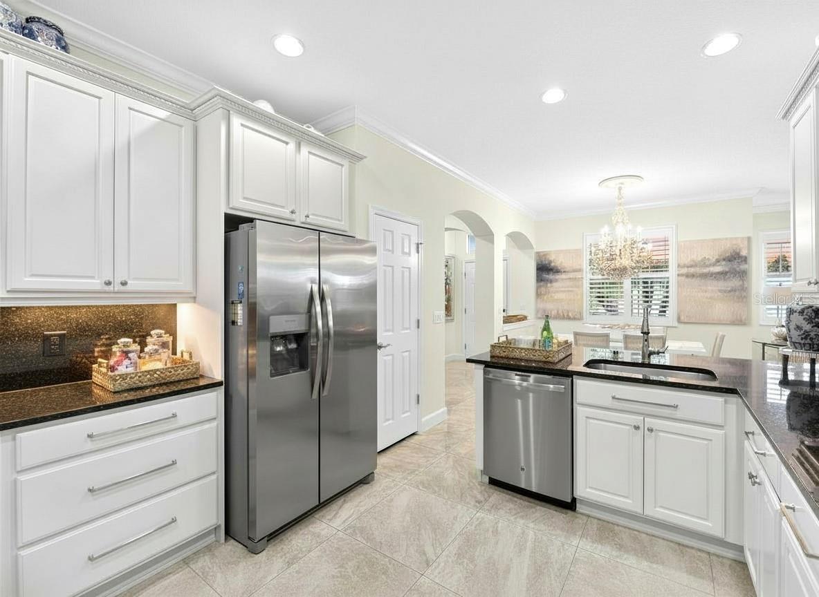 SUN CITY CENTER UNIT 274 & 2 - Residential
