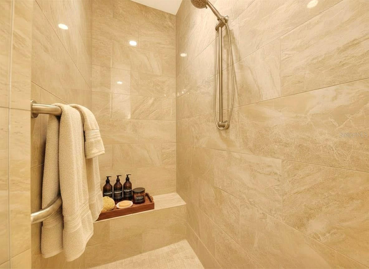 SUN CITY CENTER UNIT 274 & 2 - Residential