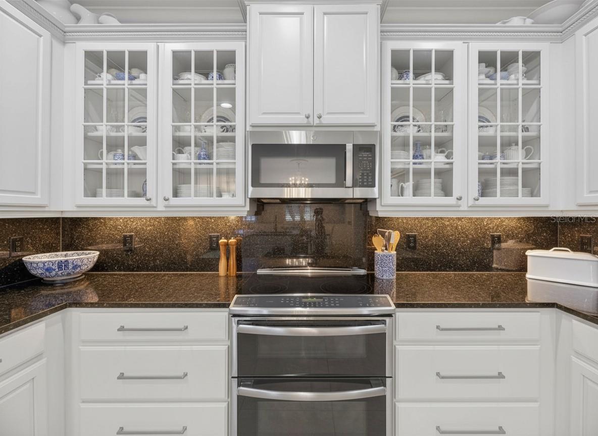 SUN CITY CENTER UNIT 274 & 2 - Residential