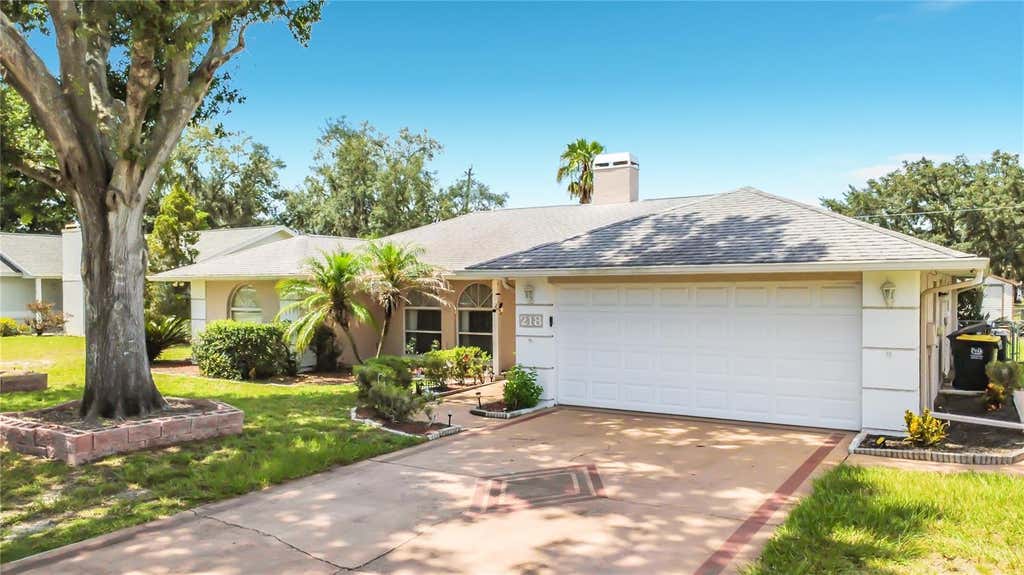 Photo of 218 Glenridge Loop N, Lakeland, FL 33809 (MLS # L4964210)