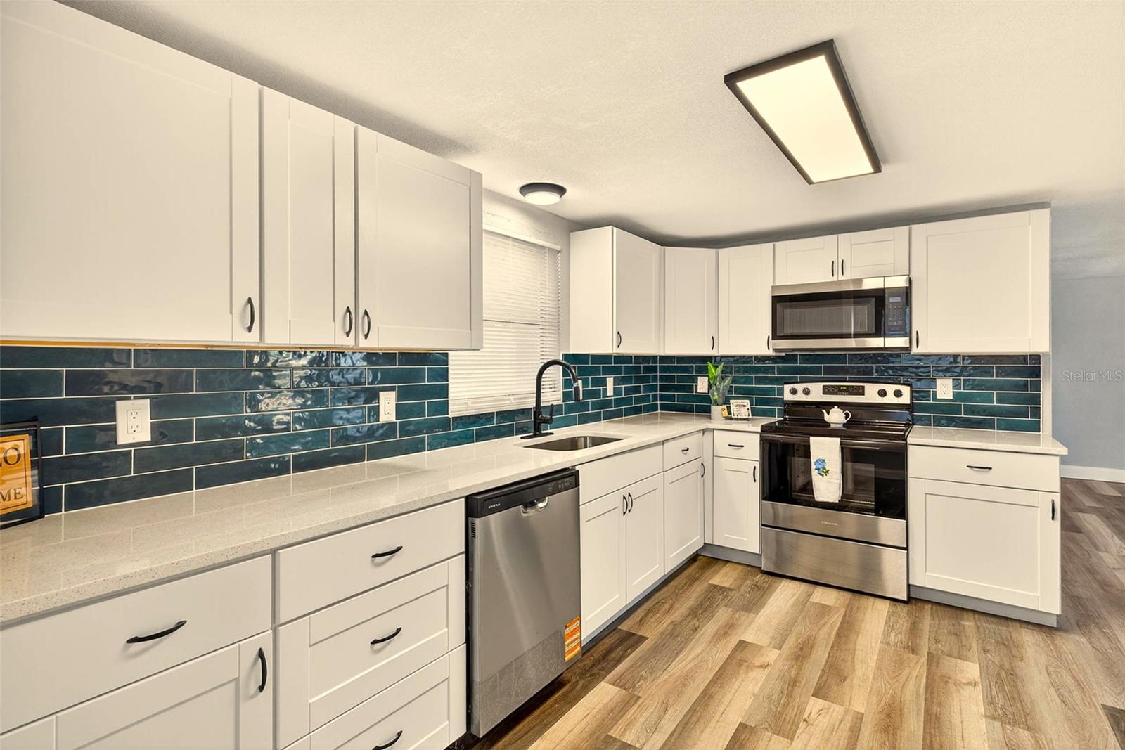 PALM TERRACE GARDENS - Residential