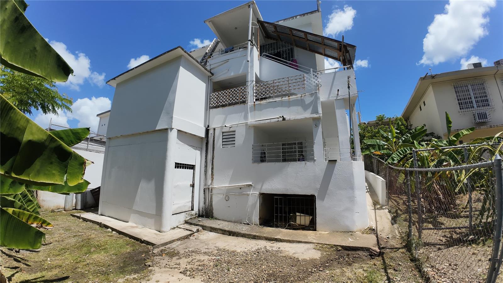 46 CARAZO STREET