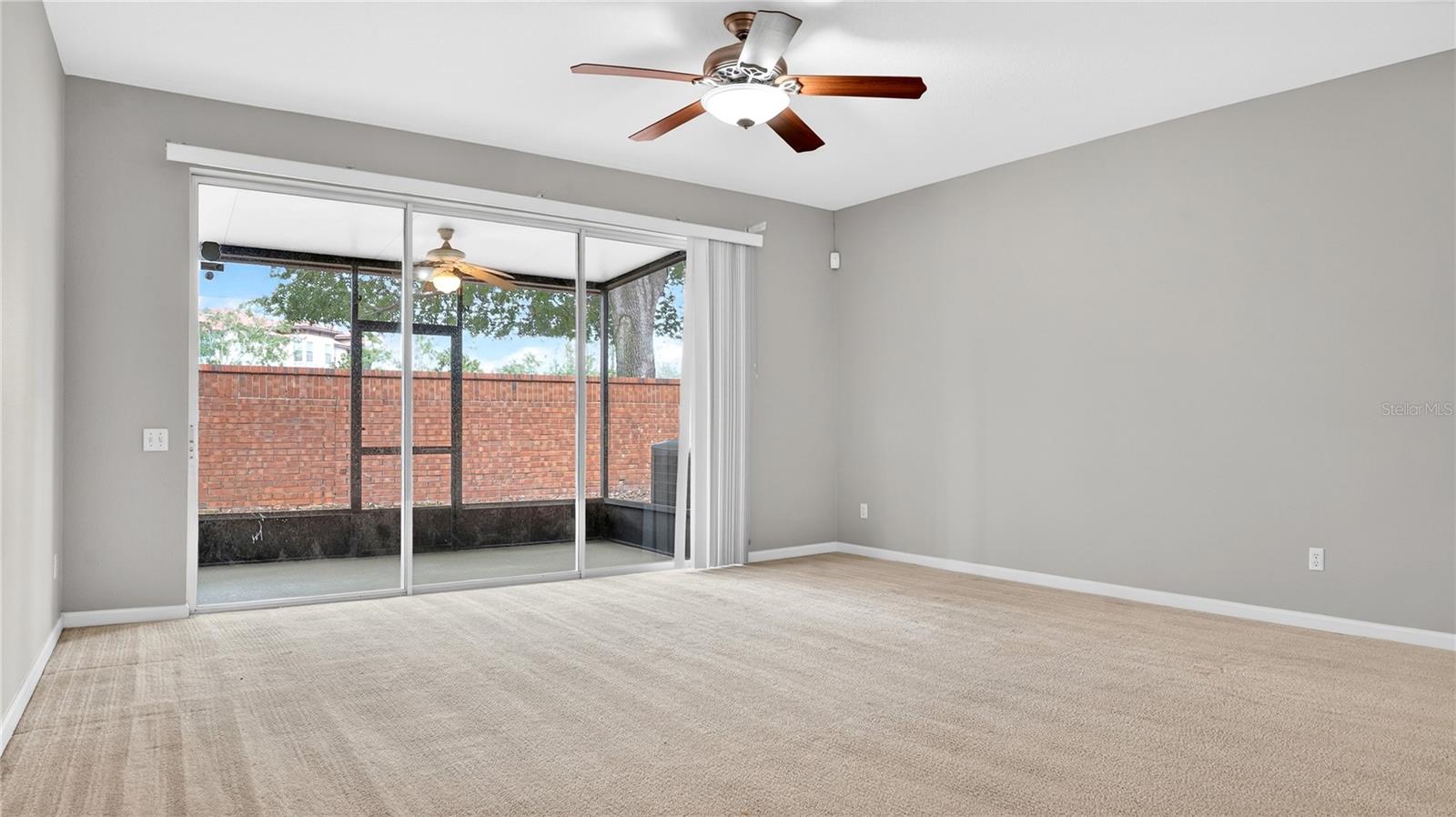 VISTAS AT LAKE HOWELL - Residential