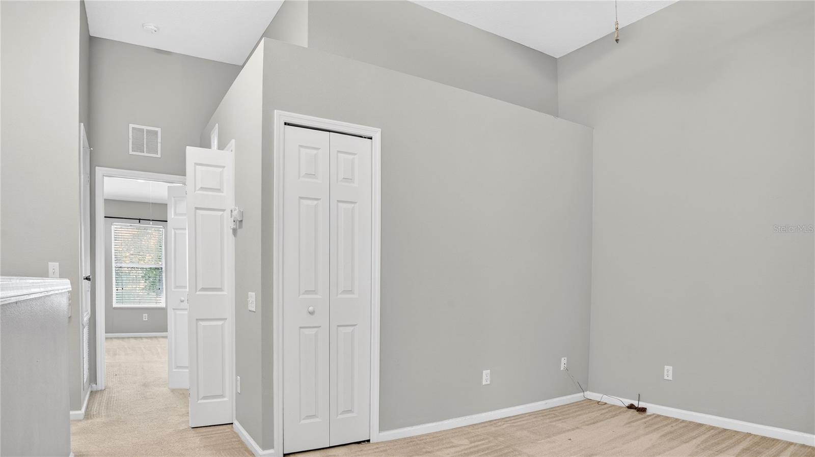 VISTAS AT LAKE HOWELL - Residential