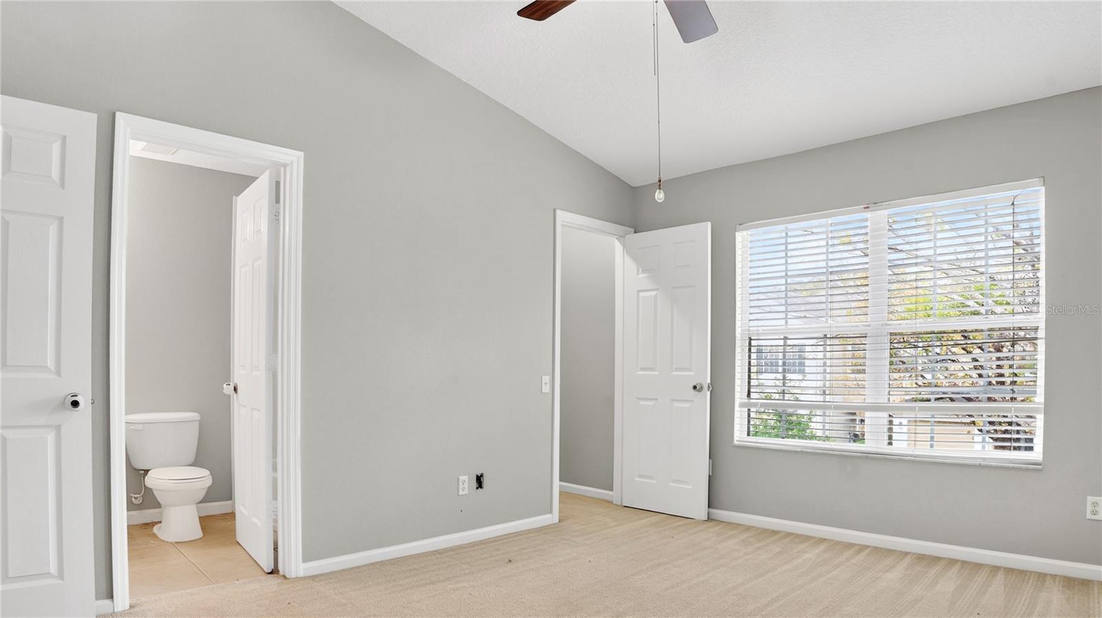 VISTAS AT LAKE HOWELL - Residential