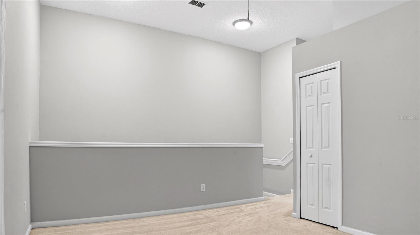 VISTAS AT LAKE HOWELL - Residential