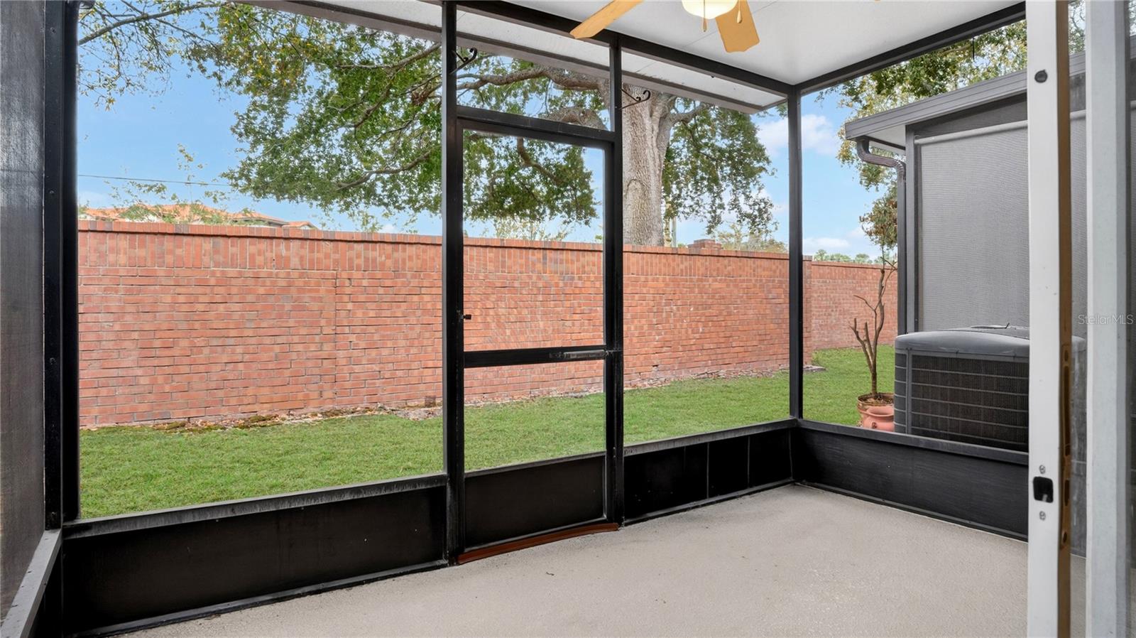 VISTAS AT LAKE HOWELL - Residential