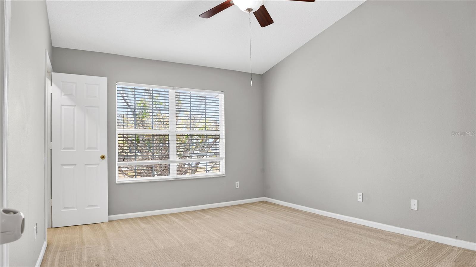 VISTAS AT LAKE HOWELL - Residential