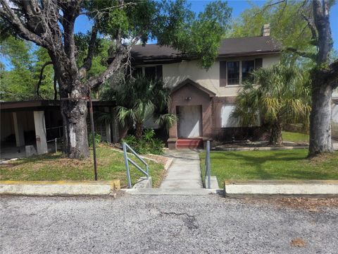 Photo of 103 W Stanley Street, Tampa, FL 33604 (MLS # TB8497603)