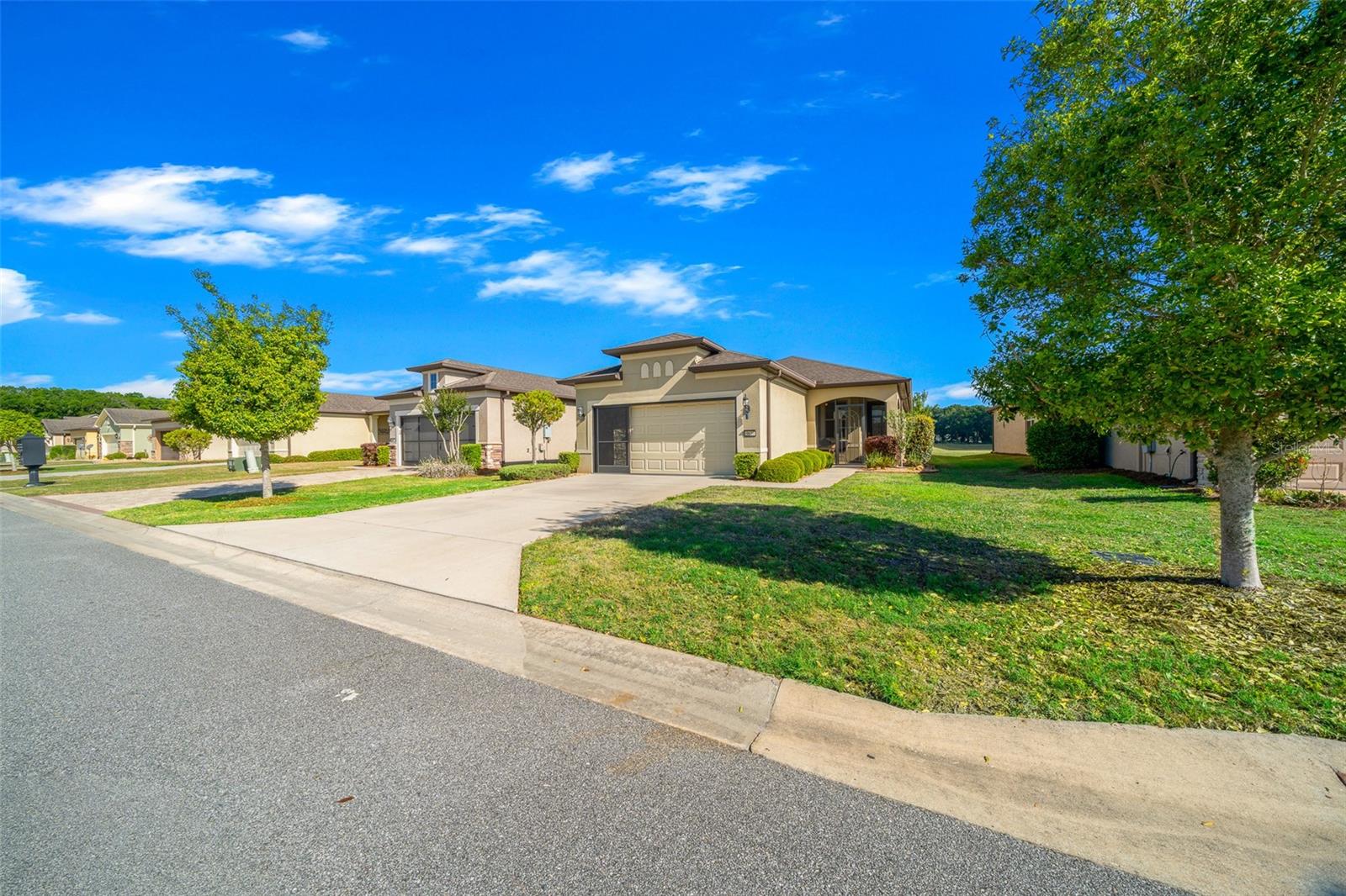 STONE CREEK BY DEL WEBB LONGLEAF - Residential