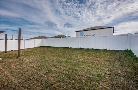 A home in WIMAUMA