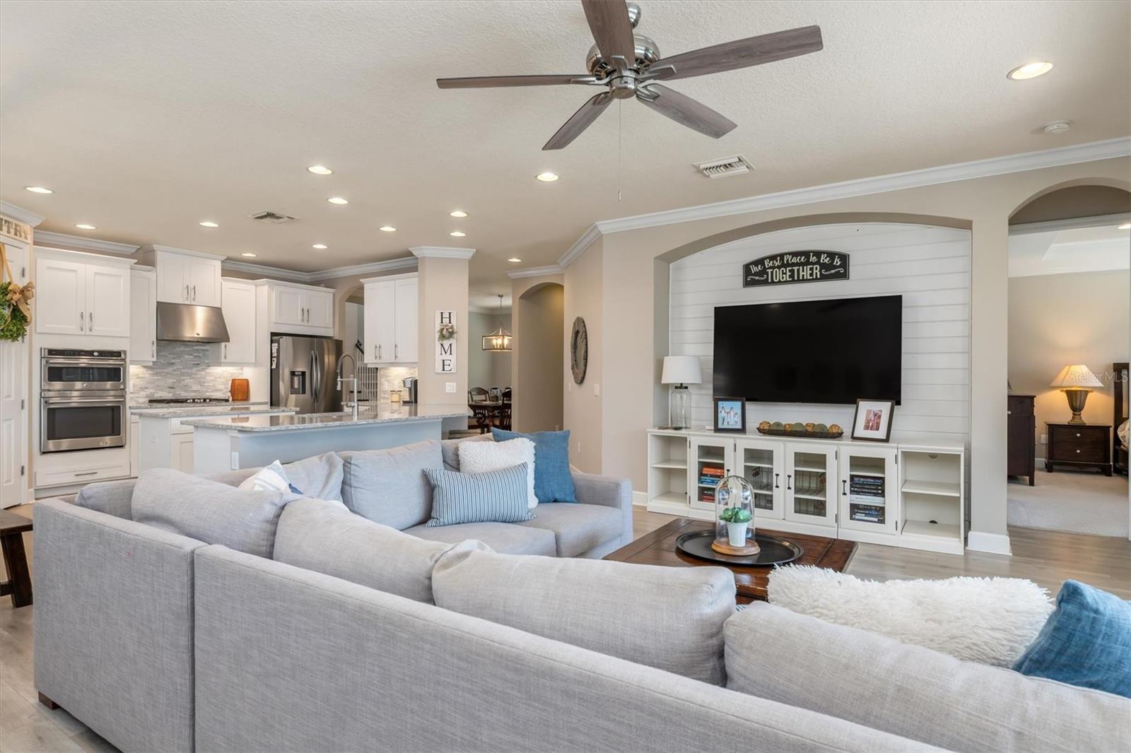 ARBOR LAKES ON PALMER RANCH - Residential