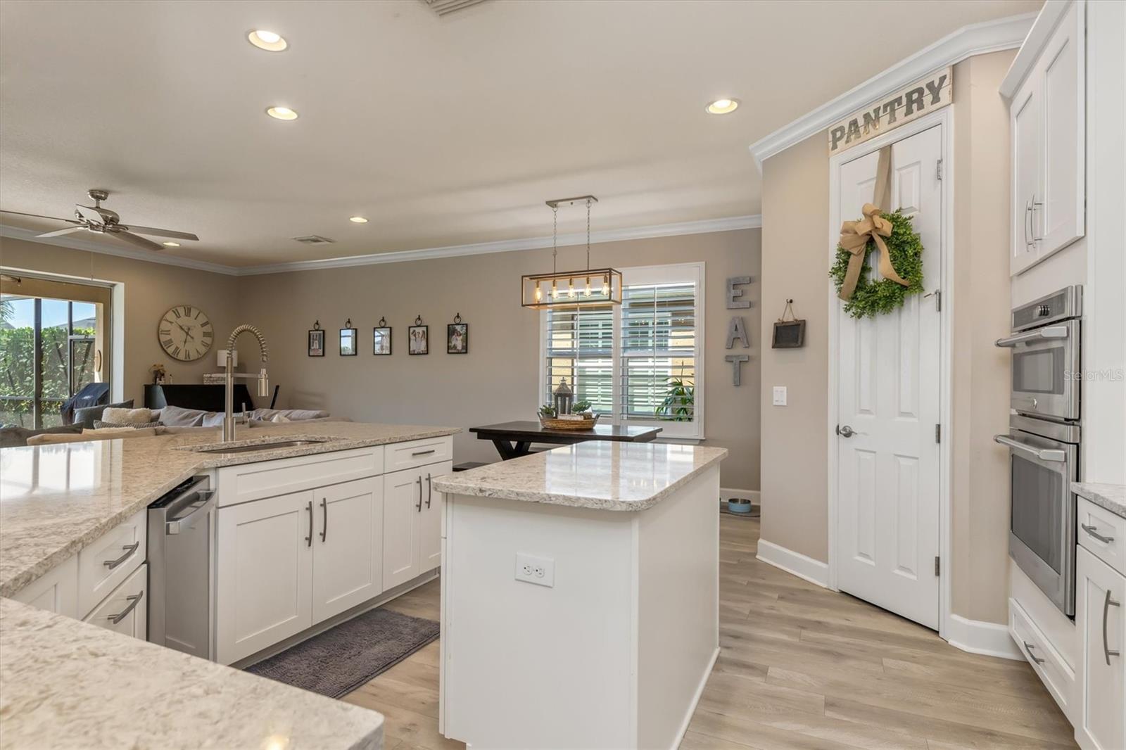 ARBOR LAKES ON PALMER RANCH - Residential