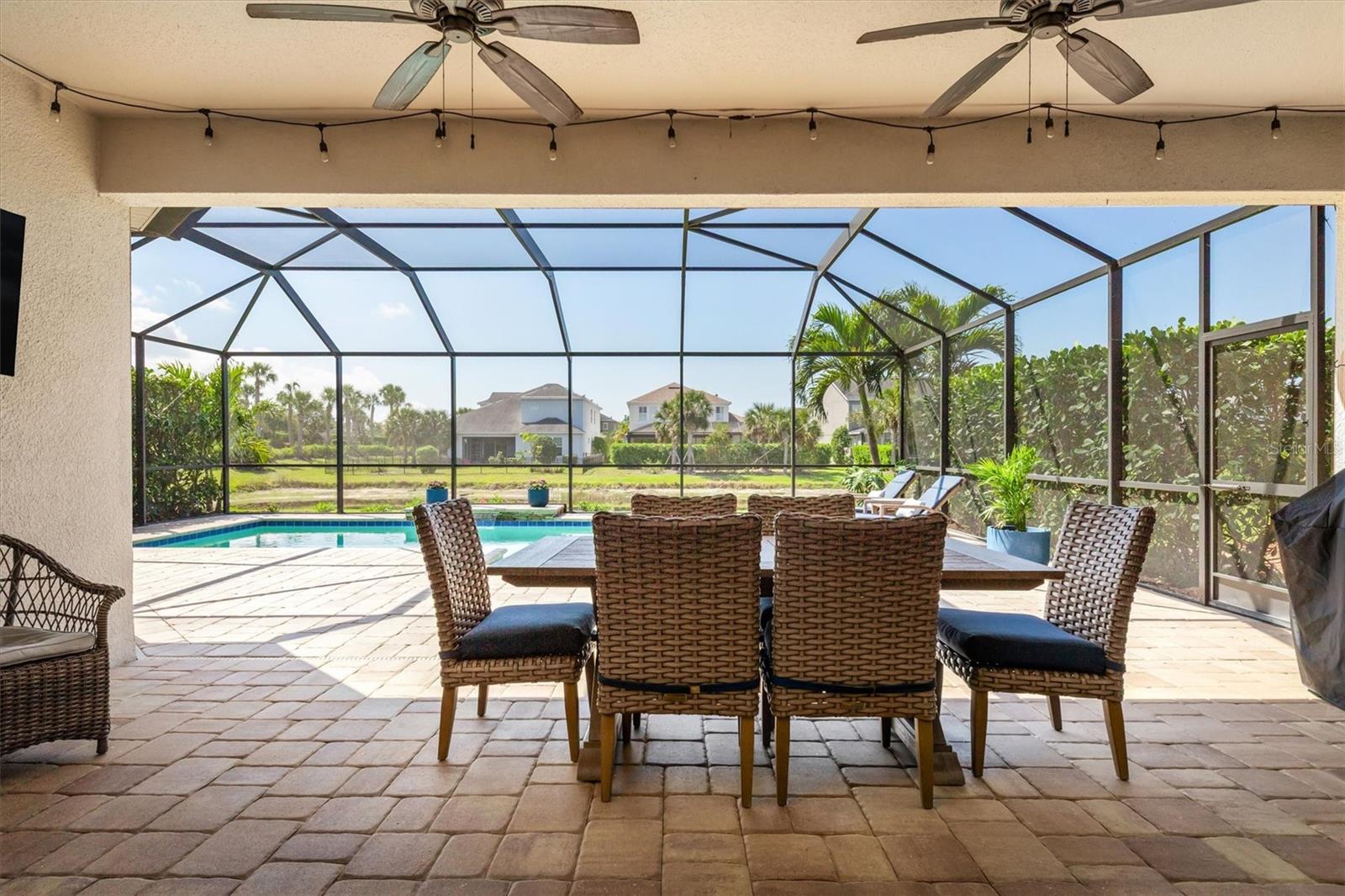 ARBOR LAKES ON PALMER RANCH - Residential