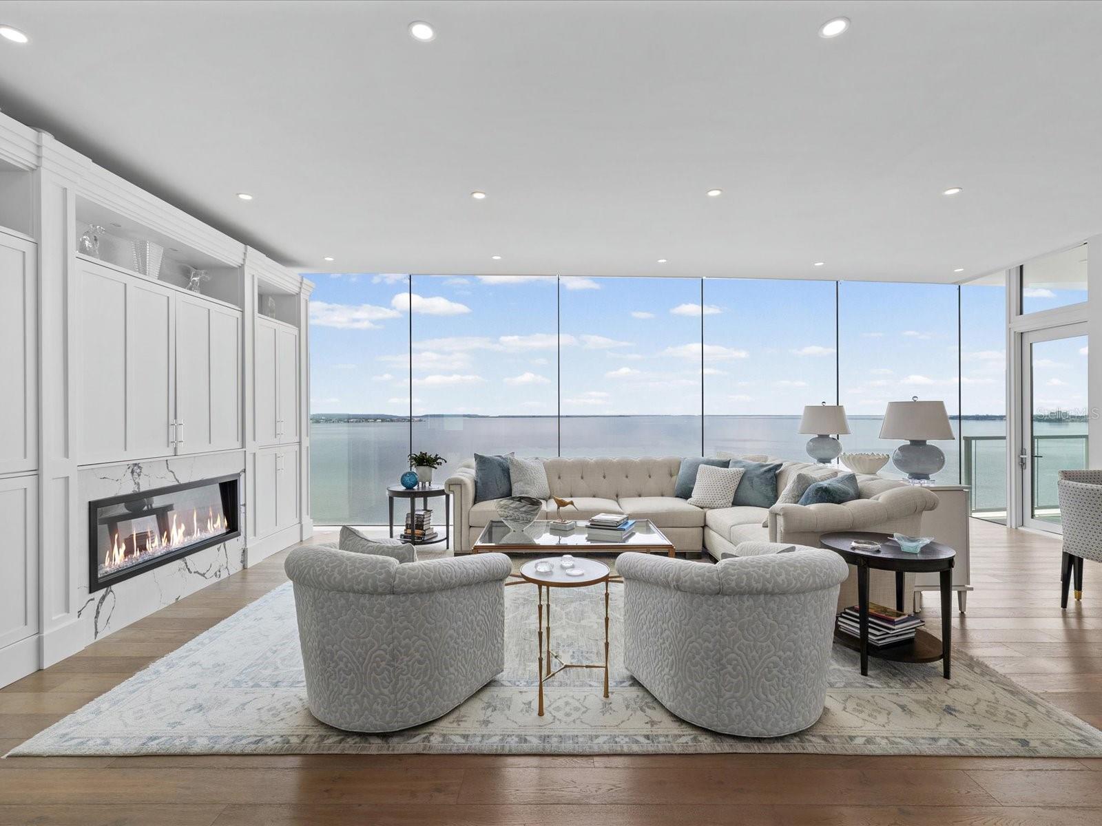 2619 BAYSHORE BOULEVARD 900
