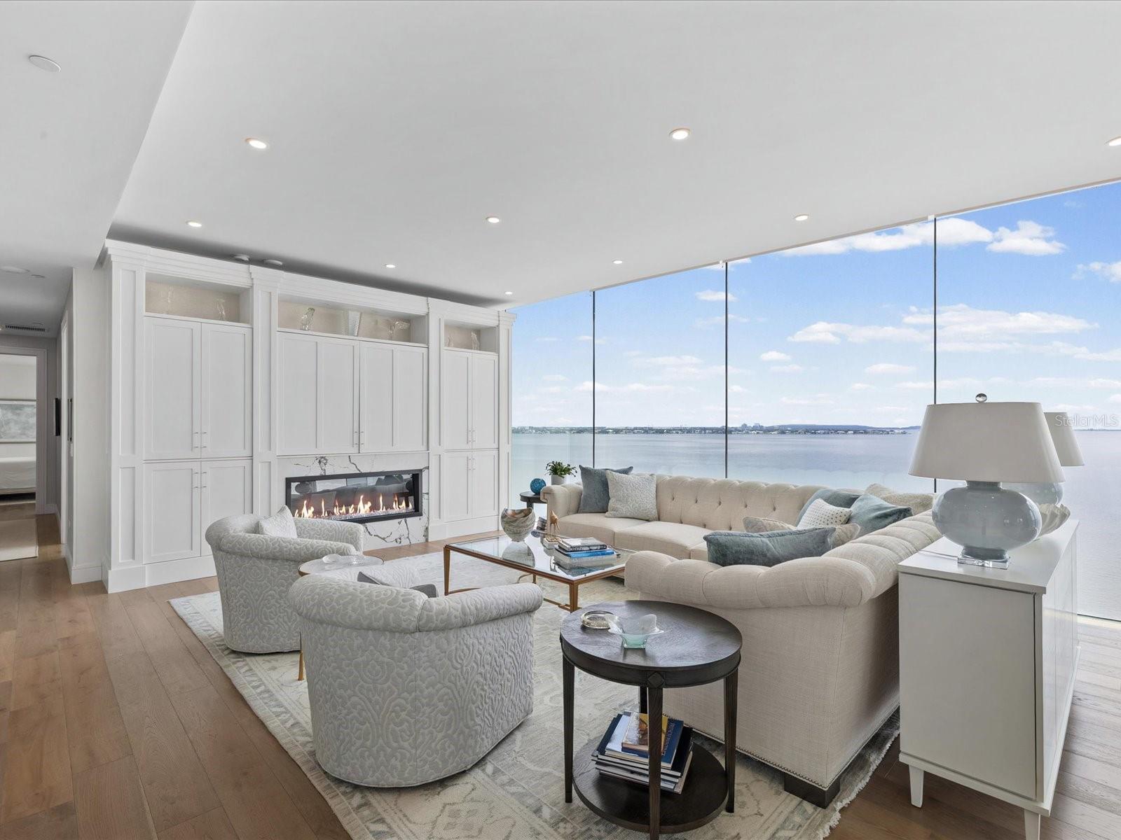 2619 BAYSHORE BOULEVARD 900