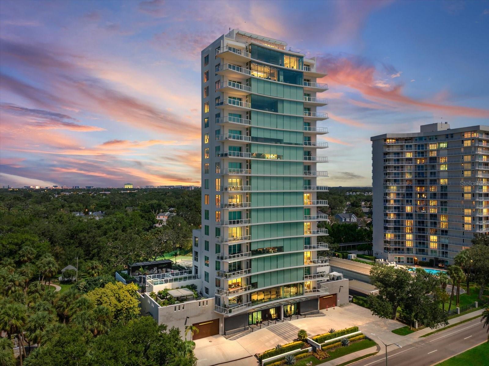 2619 BAYSHORE BOULEVARD 900