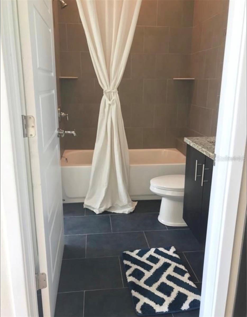 CARROLLWOOD CROSSINGS 2 - Residential Lease