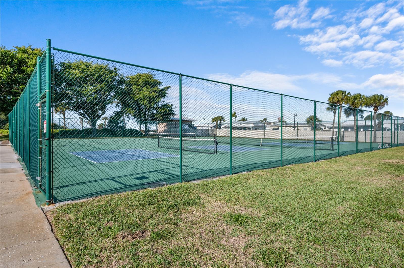 BUTTONWOOD COVE - Residential