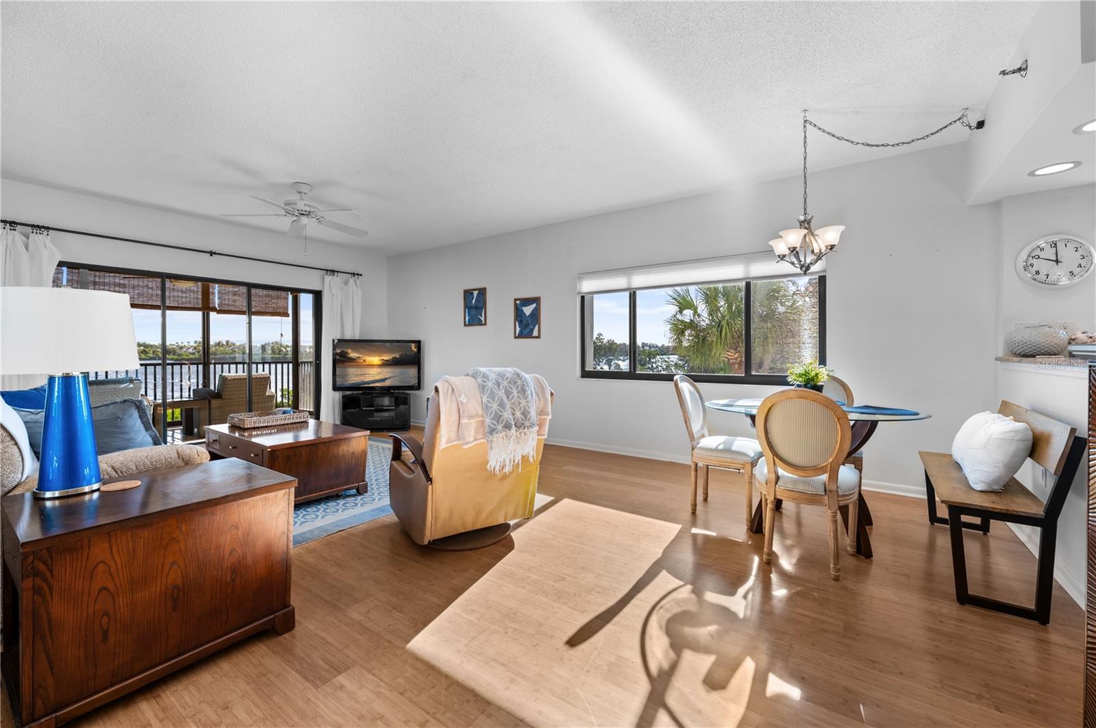 BUTTONWOOD COVE - Residential