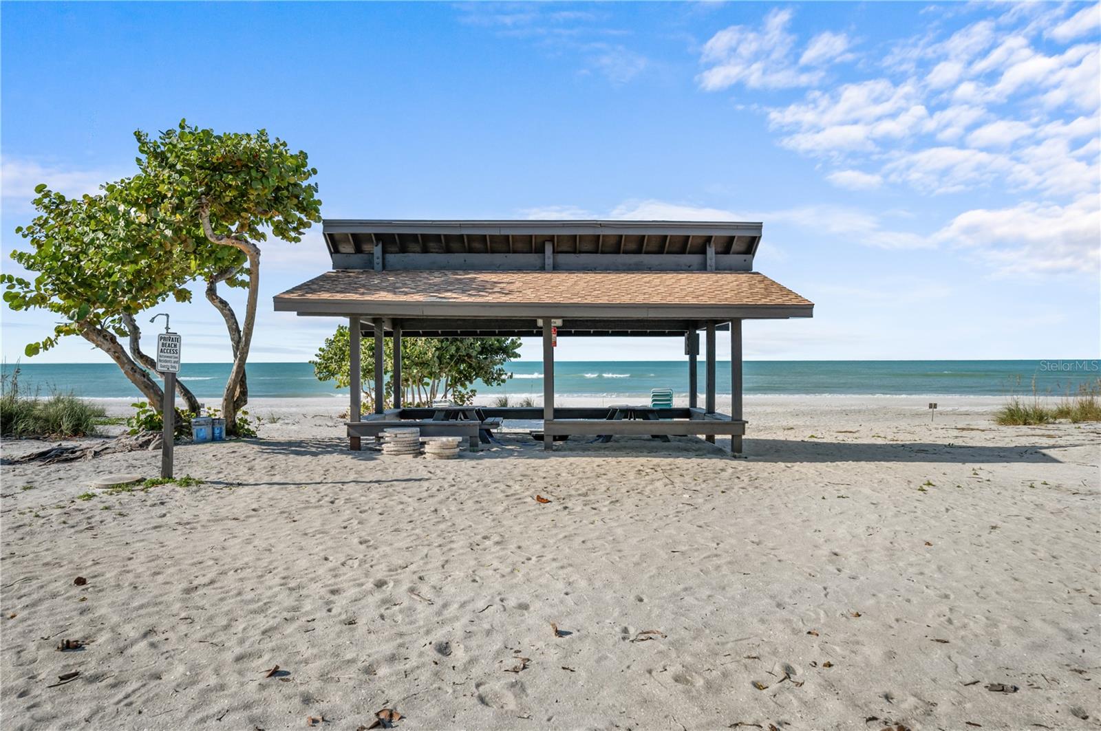 BUTTONWOOD COVE - Residential