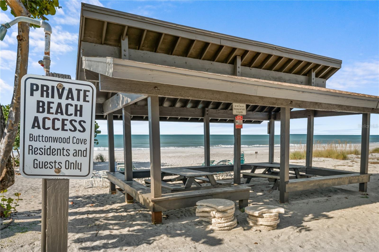 BUTTONWOOD COVE - Residential