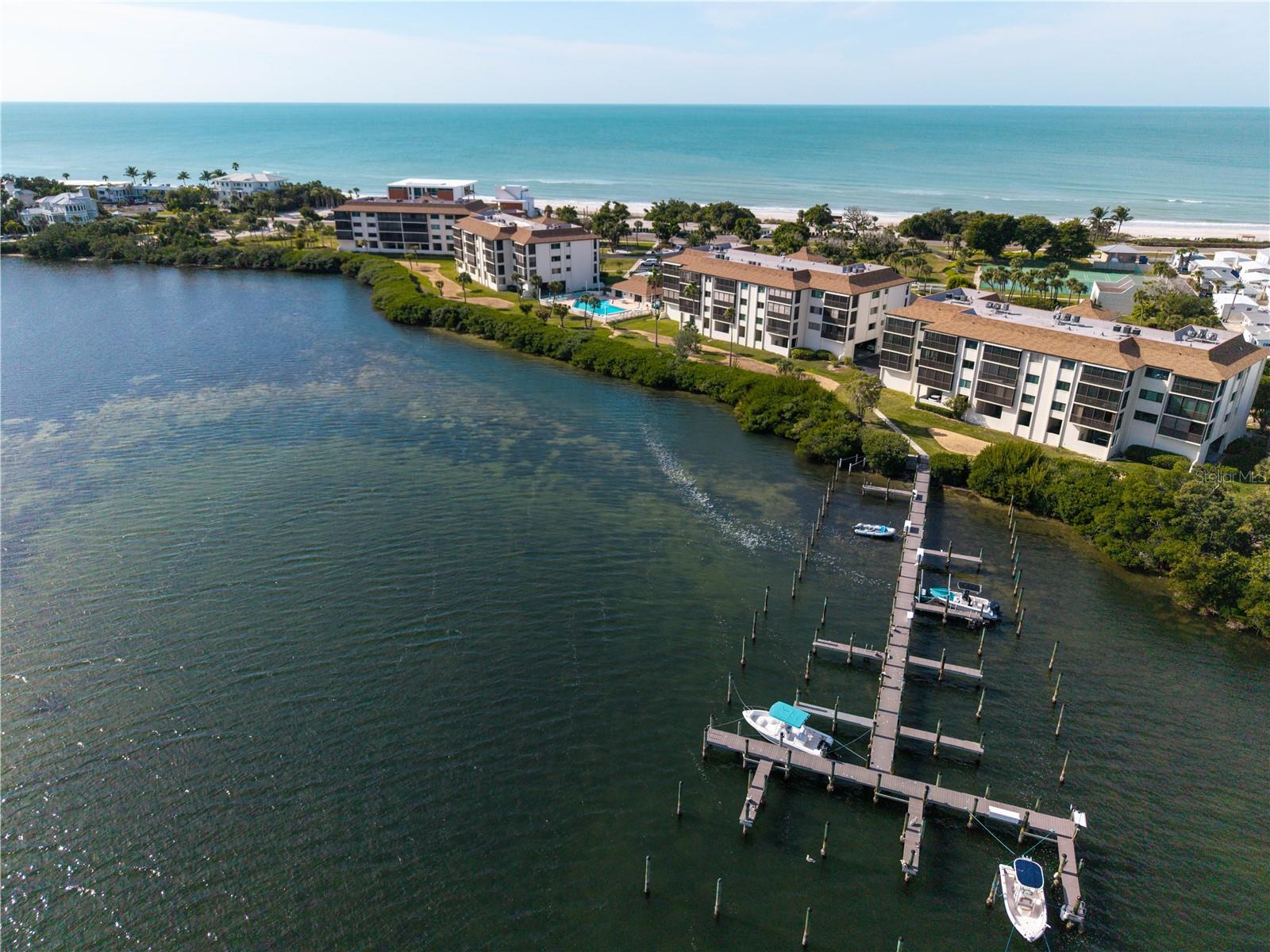 BUTTONWOOD COVE - Residential