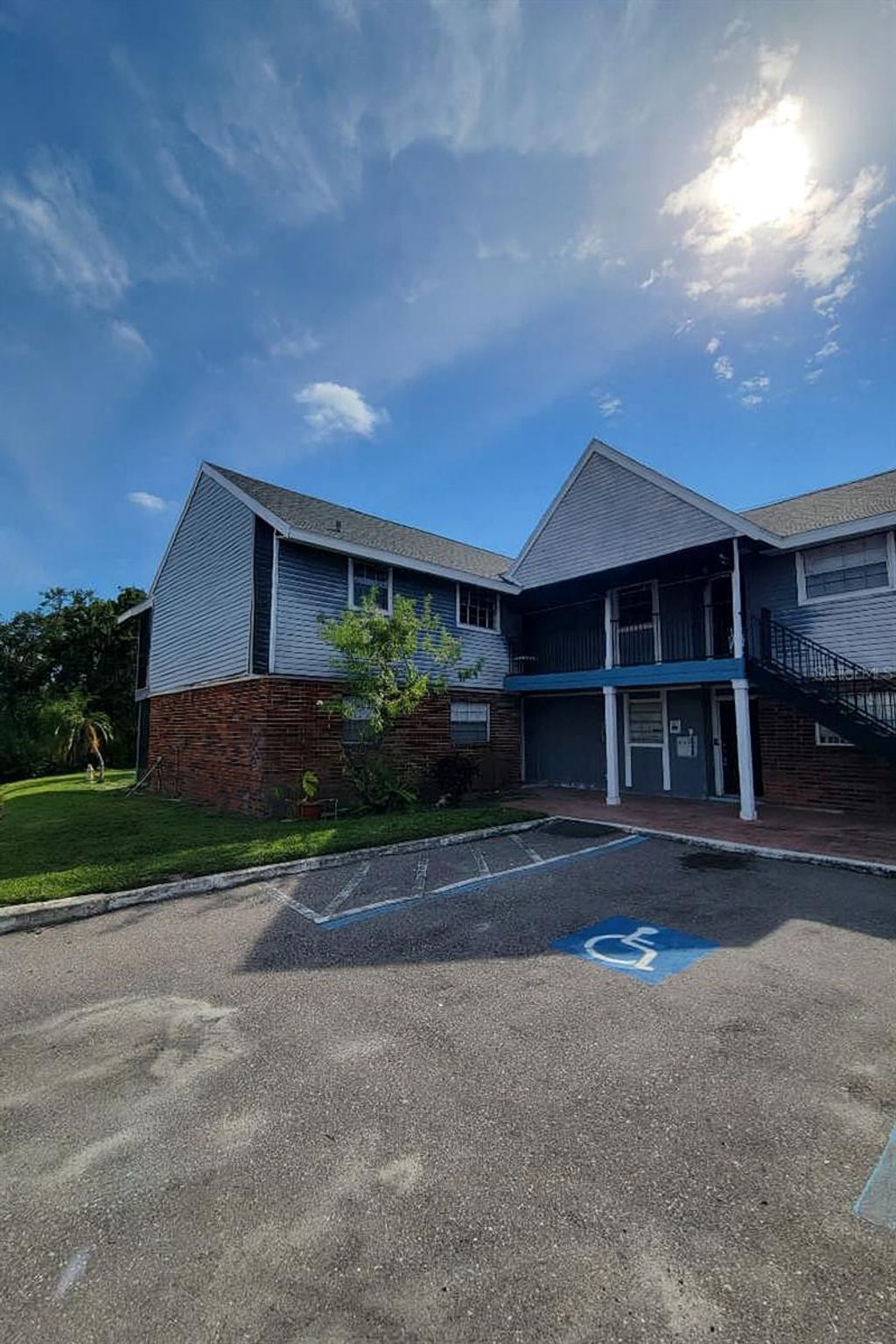 Photo of 200 Country Club Dr #1302, Largo, FL 33771 (MLS # TB8443656)