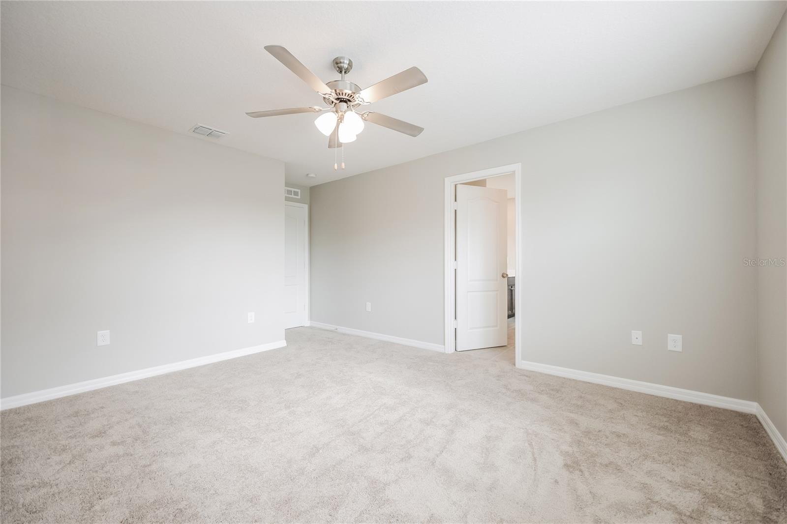 POINCIANA NBRHD 04 VILLAGE 07 - Residential Lease