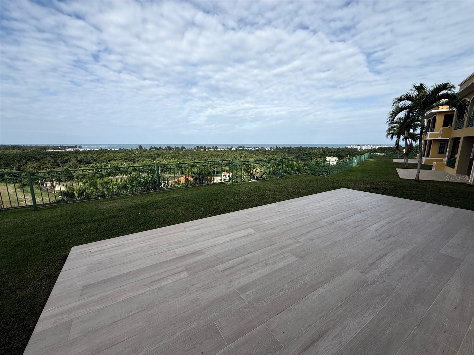 COSTA DORADA II - Residential