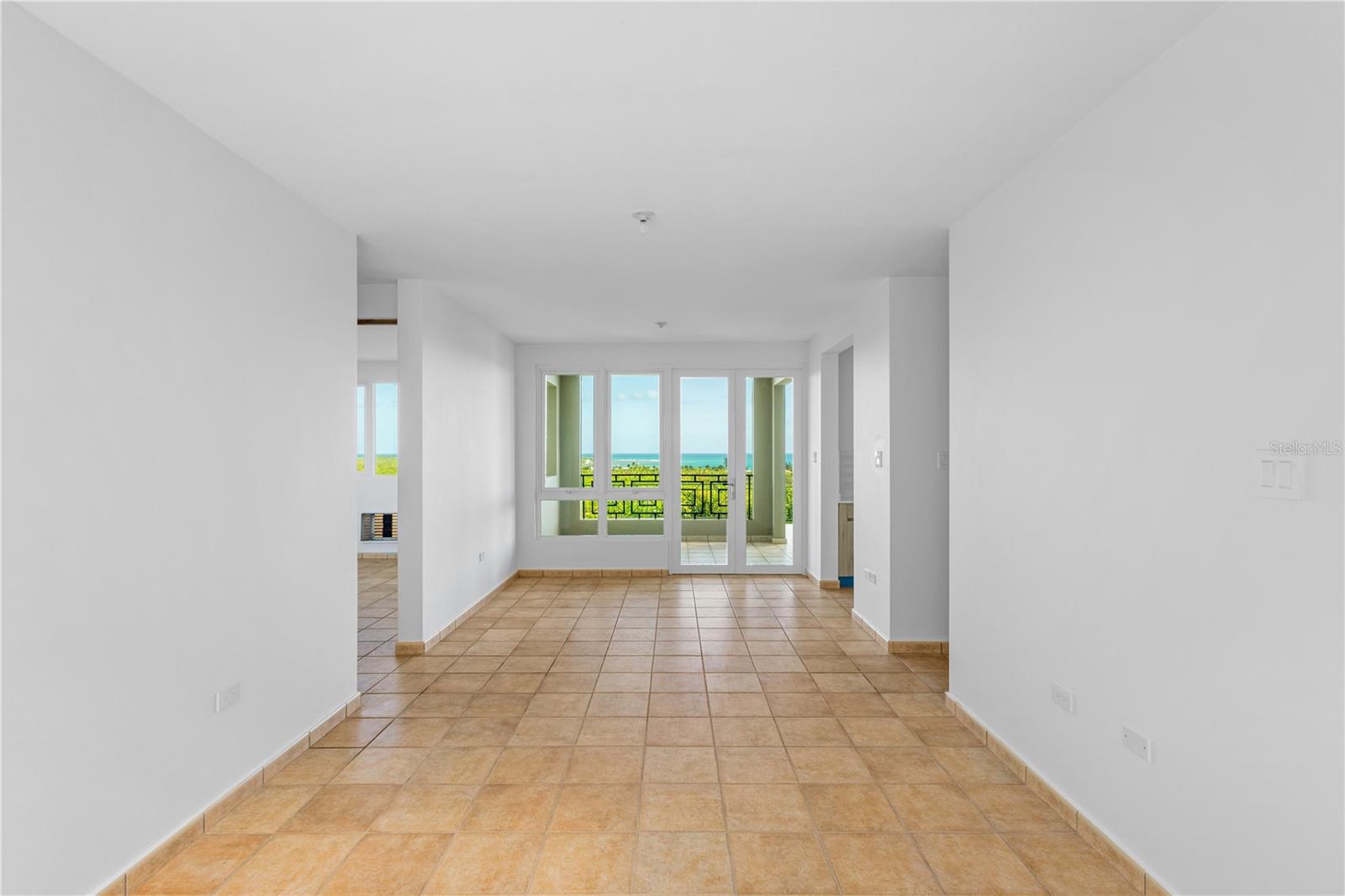 COSTA DORADA II - Residential