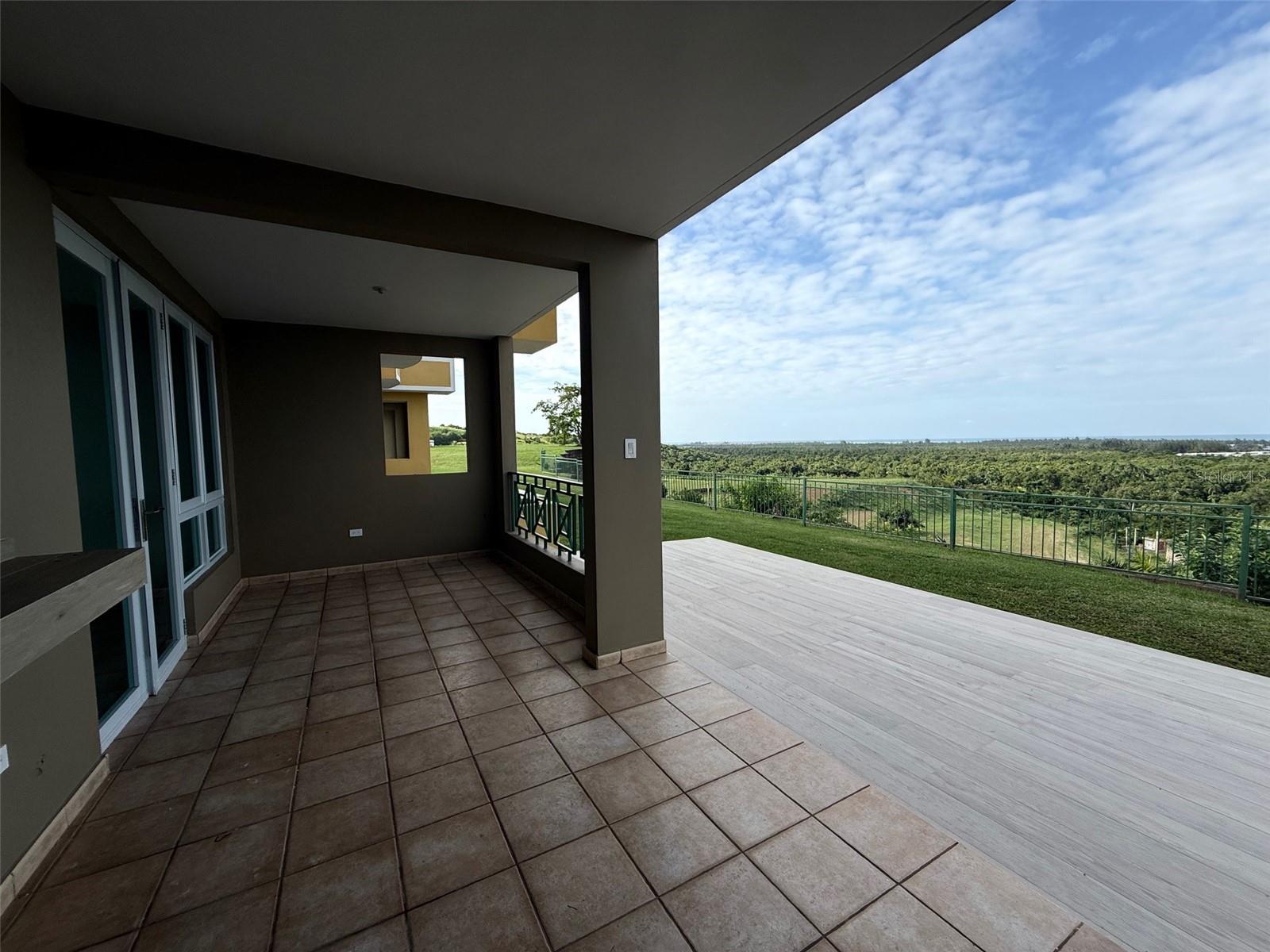 COSTA DORADA II - Residential