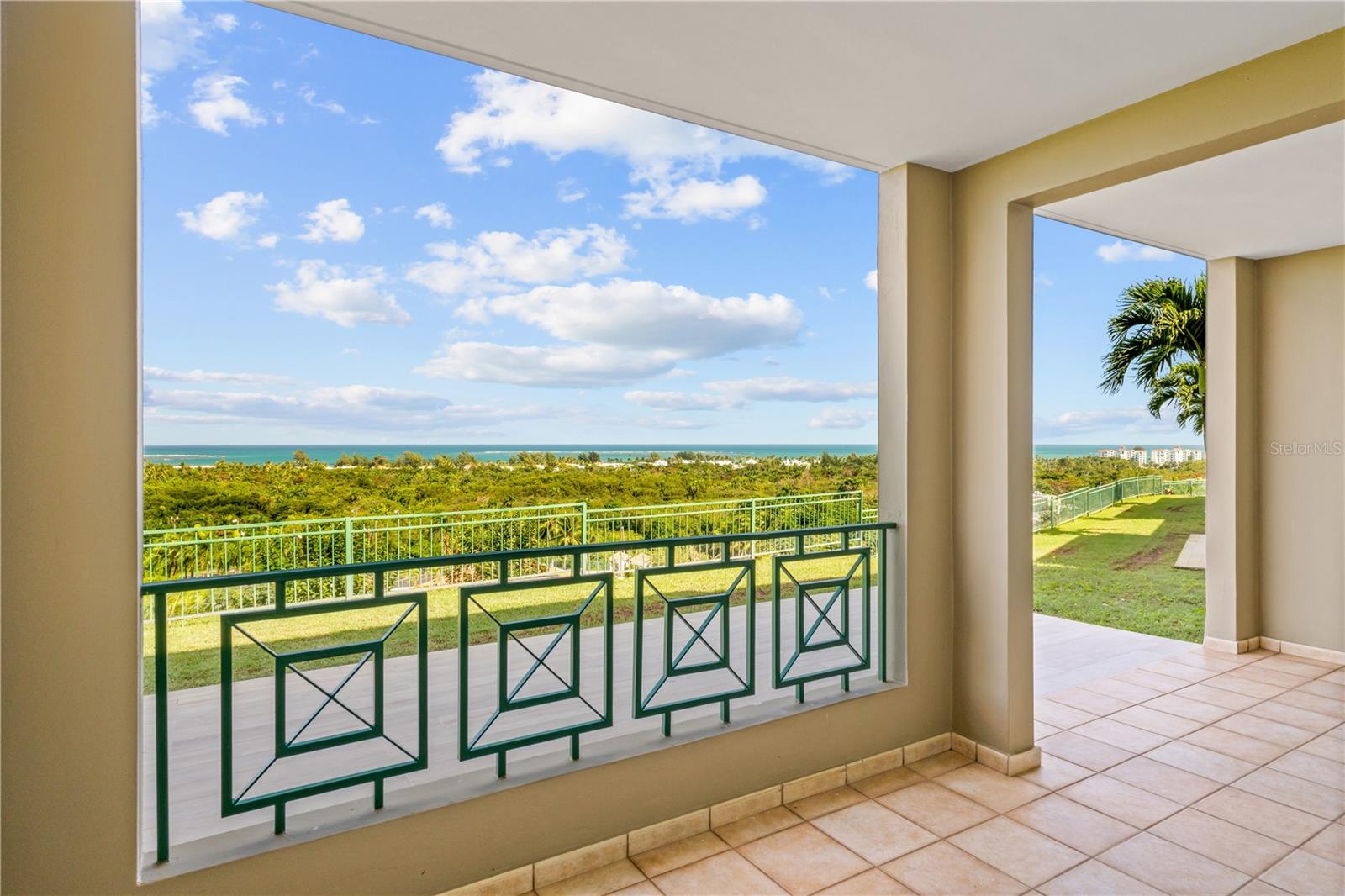 COSTA DORADA II - Residential