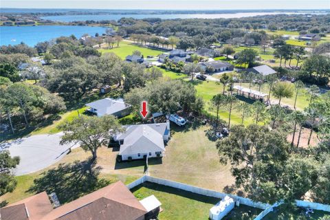 A home in AUBURNDALE