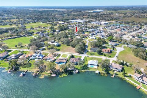 A home in AUBURNDALE