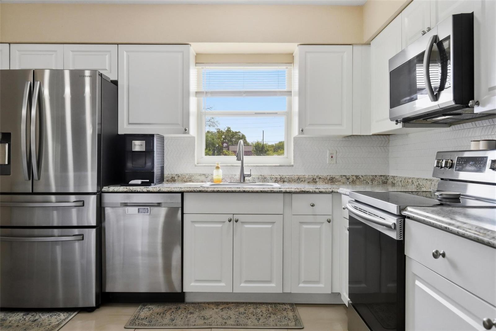 DELTONA LAKES UNIT 76 - Residential