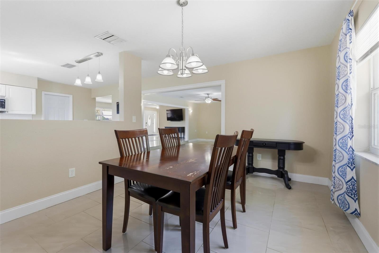 DELTONA LAKES UNIT 76 - Residential